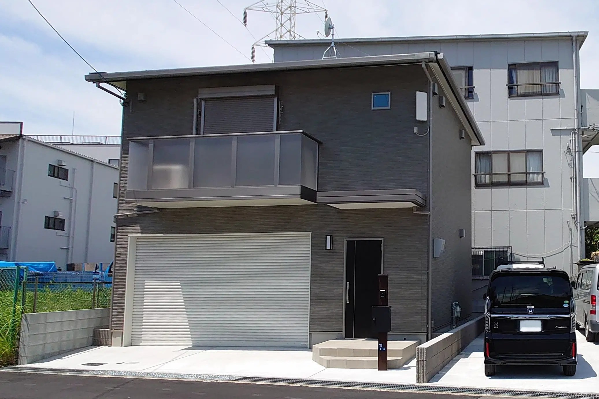 プレミアムガレージハウス南吹田(大阪府吹田市)の物件写真
