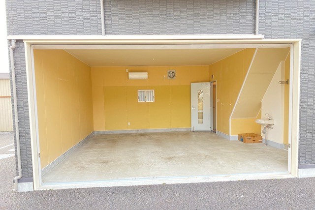 プレミアムガレージハウス鈴鹿南『HAMADA BASE』(三重県津市)の物件写真2